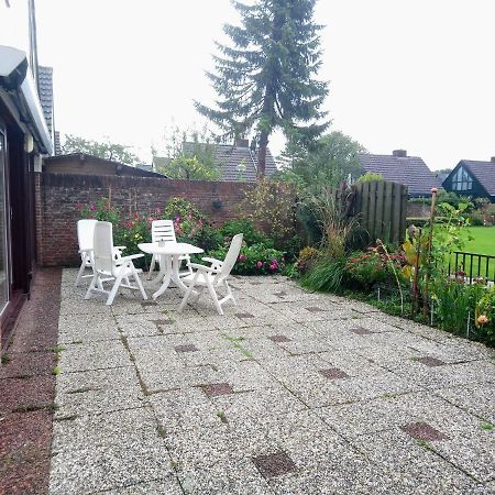 Holiday Home In Noordwijkerhout With Terrace Close To A Lake エクステリア 写真